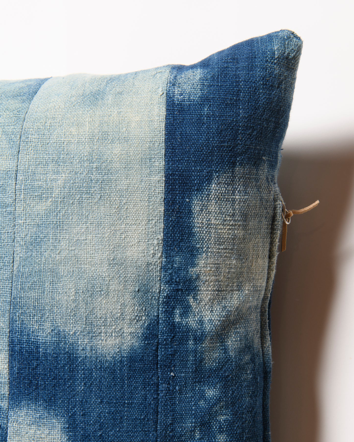 CUSHION